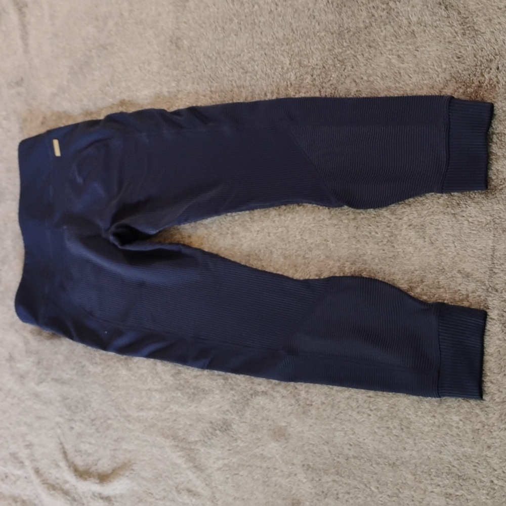 ALALA Raya Ribbed Navy Leggings - Picture 8 of 8